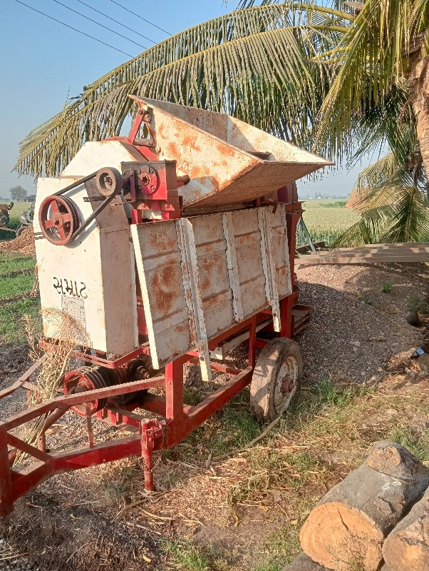 samrat thresher vesavanu se