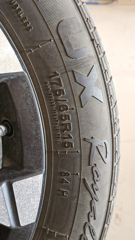 JK TYRE 175/65 R15