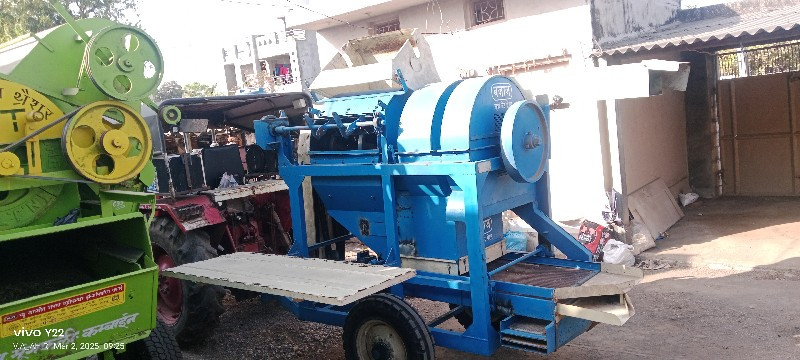 थंबनेल 3