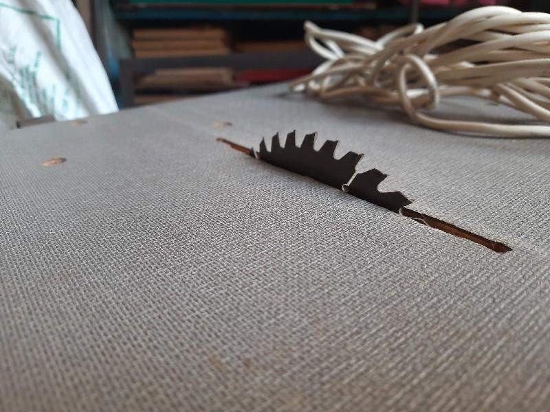 લાકડા કાપવા નું મસીન