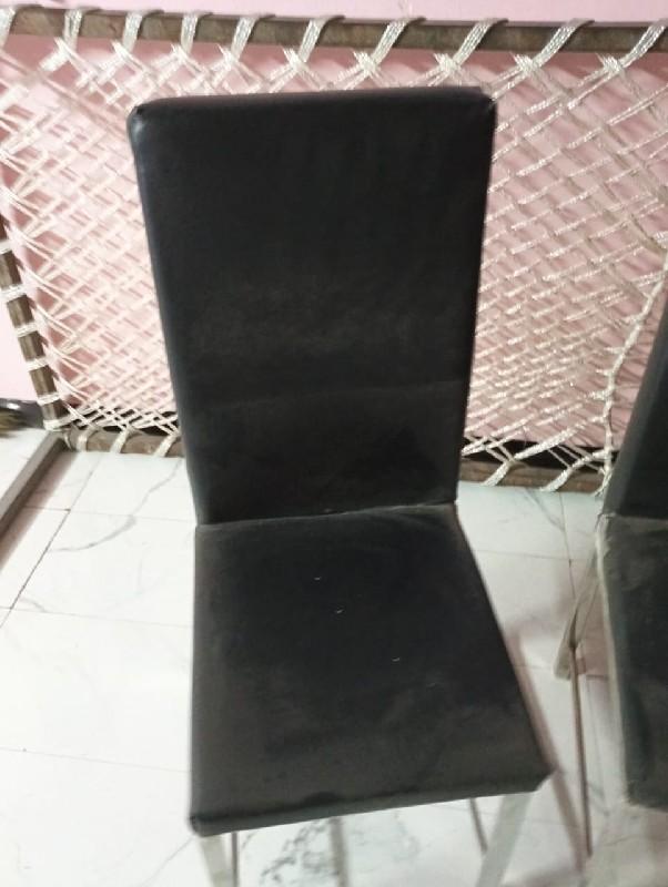 dinig tabel vechavanu chhe