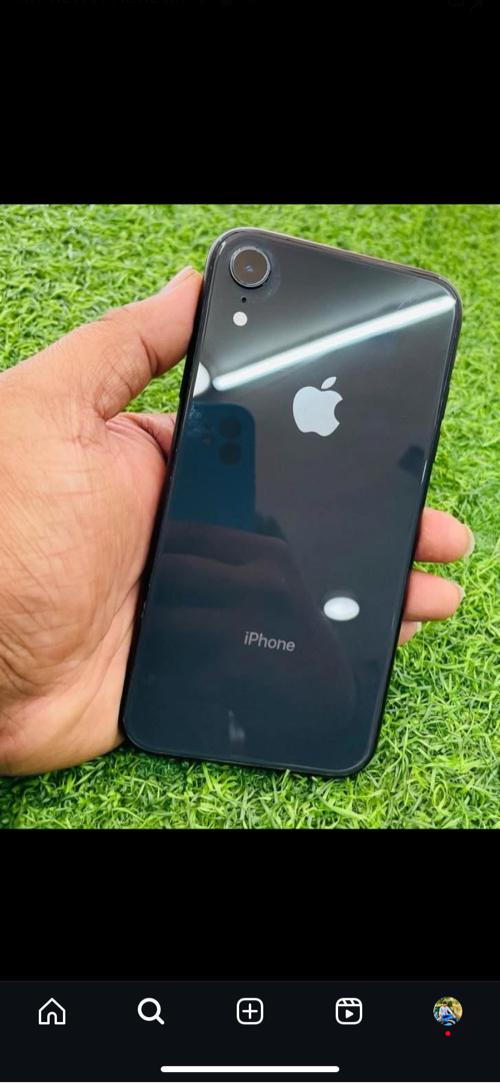 I phone xr ce vesavano ce