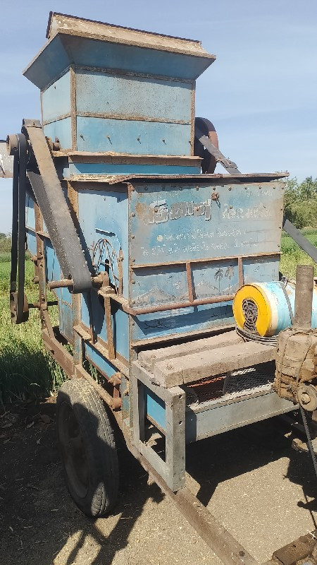 ઓપનર વેચવાનું છે