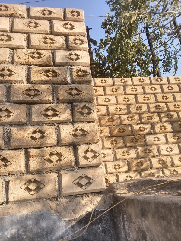 थंबनेल 3