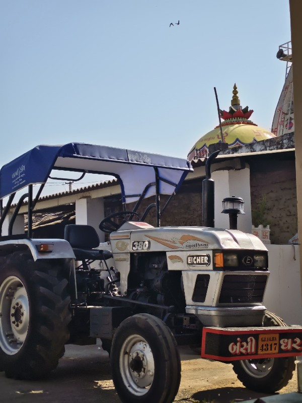 આઈસર 380