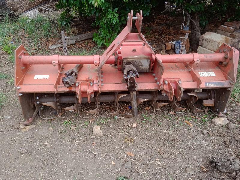 રોટાવેટર 6 ફુટ છે