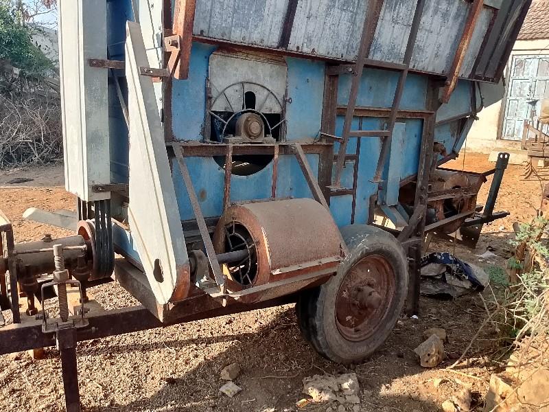 ગીતા થ્રેસેર