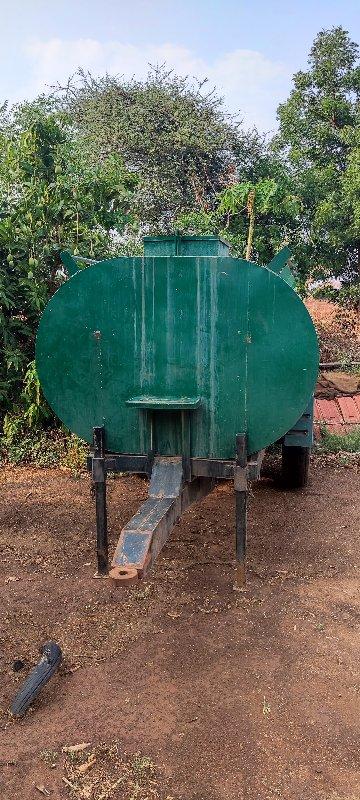 (પાણી નો ટાંકો)વોટર ટેન્કર