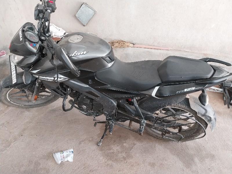 bajaj palsar NS125 CC