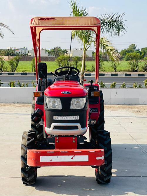 Mahindra Oja 2124