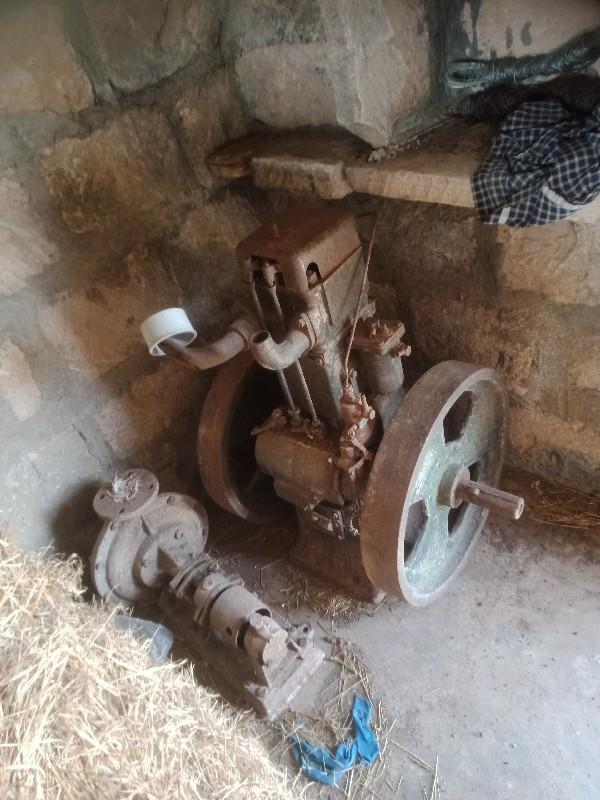 8નુ મશીન અને પંખો વેચવાના છે