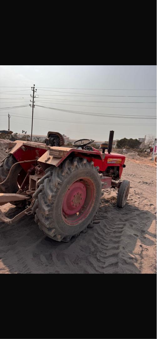 Trektr Mahindra 575