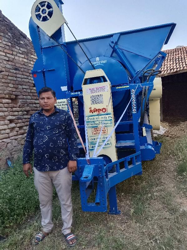 જય ગણેશ થ્રેશર 2025 નું મોડેલ