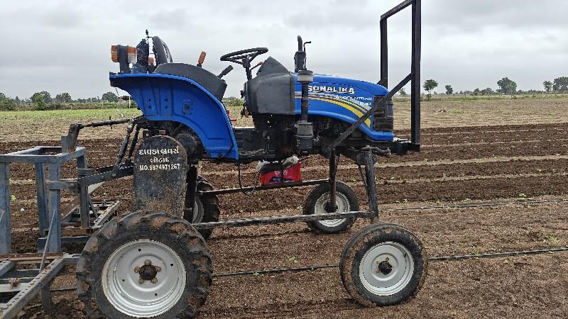 थंबनेल 2