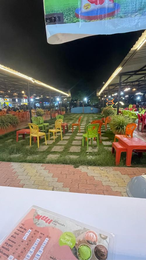 थंबनेल 3