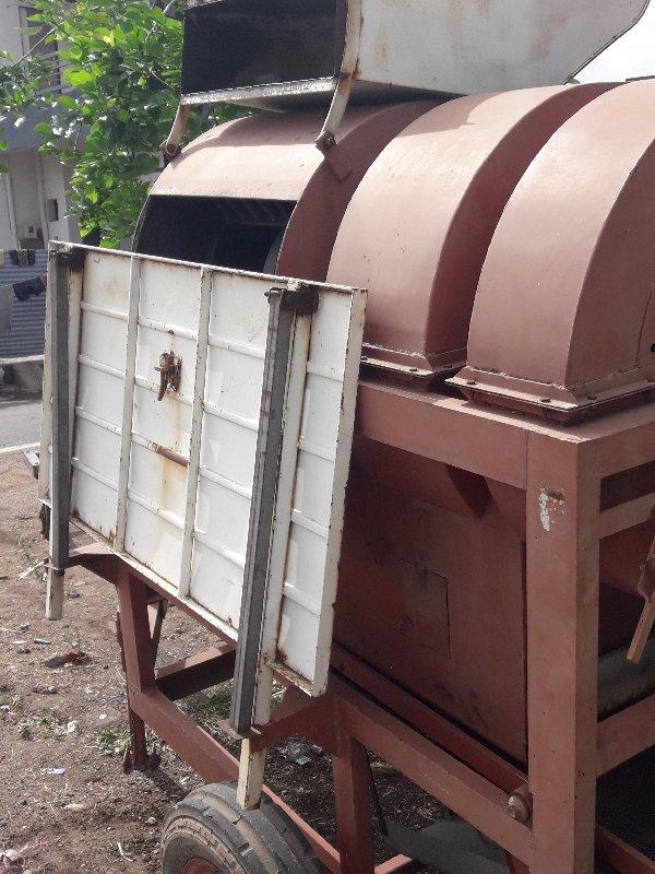 પ્રગતિ થ્રેસર