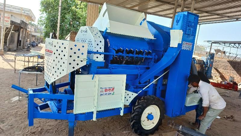 BALAJI THRESHER (બાલાજી થ્રેશર)