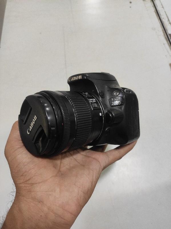 canon 200d touch screen nd wifi