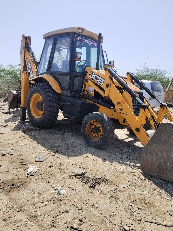 JCB 3DX model 2011