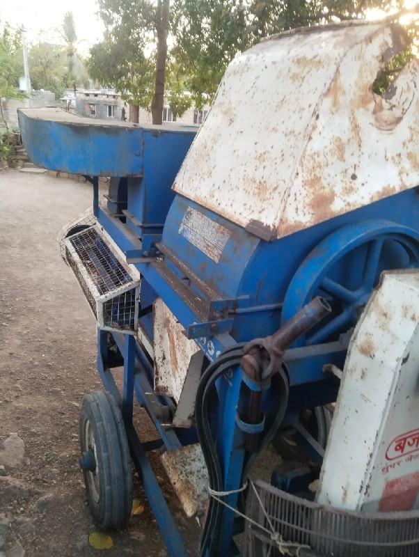 થંબનેલ 3