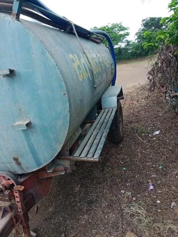 વોટર ટેન્કર 5000 LTR