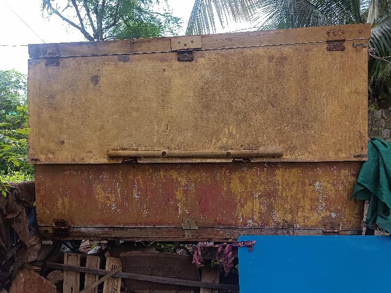 એક કેબિન દેવાની છે