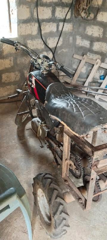 વખેડ માં ચાલે