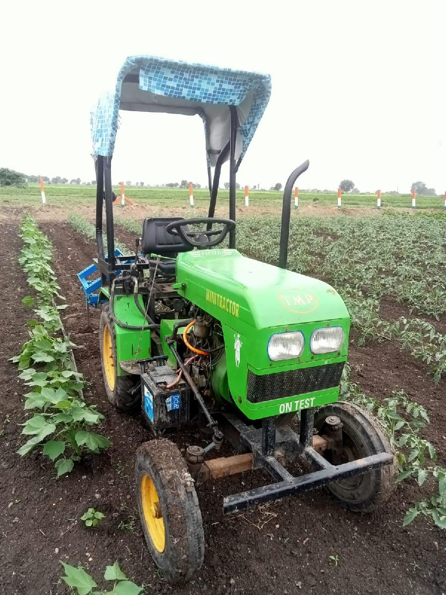 મીની ટ્રેકટર વેચવાનુછે