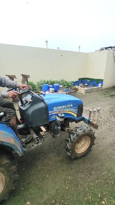 સોનાલીકા  વેશવાનુ છે મીની