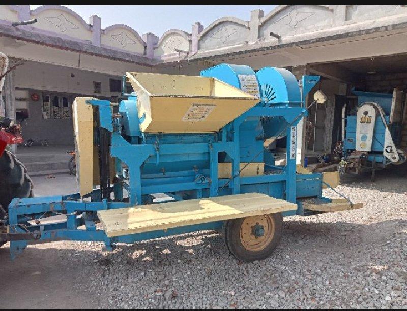 थंबनेल 2