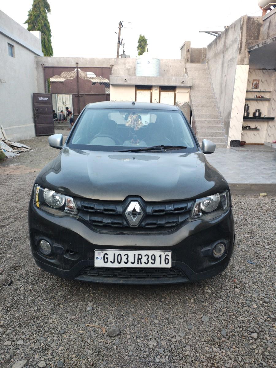 વેચવાની છે