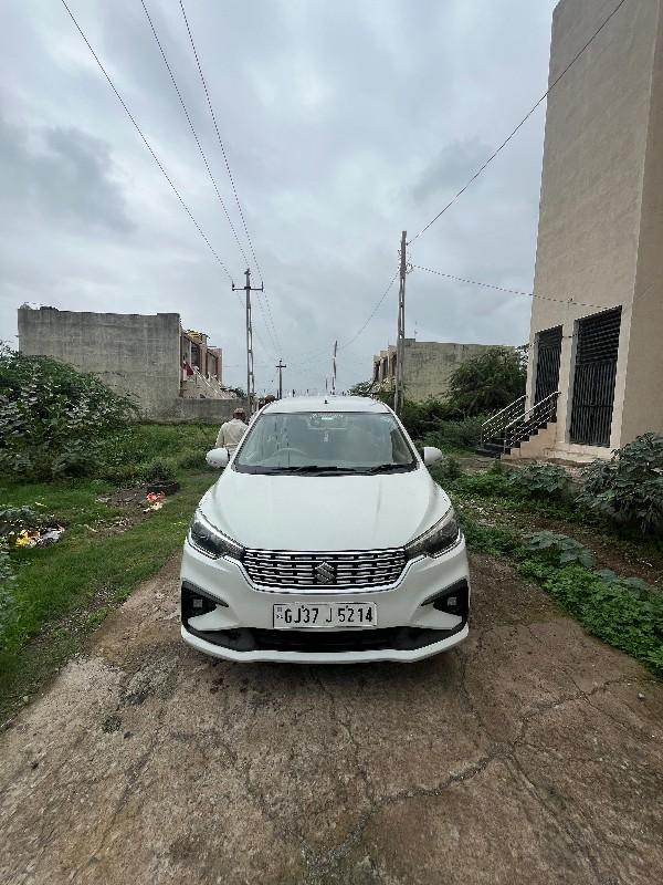 maruti suzuki ertiga CNG