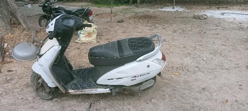 એકટીવા વેચવાનું છે 2014 નું મોડલ