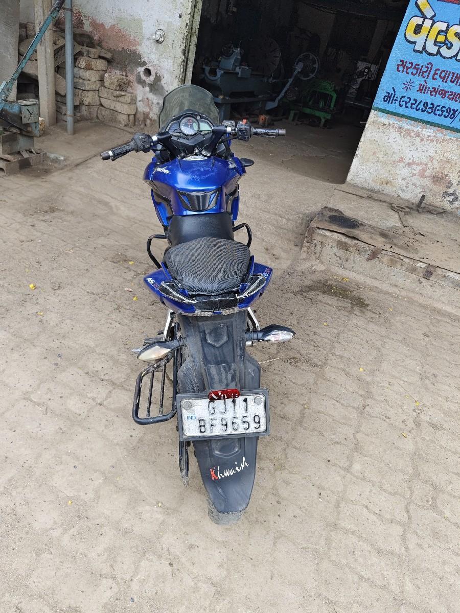 ગાડી ટીપટોપ કન્ડિશનમાં વેચવાની છે