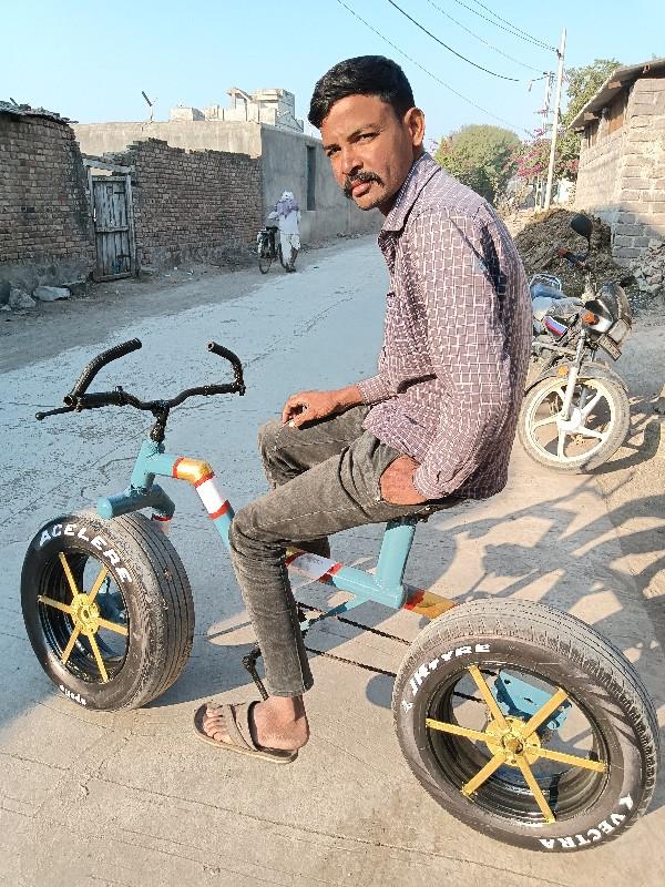 थंबनेल 2