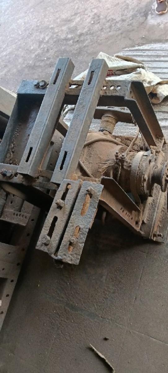 બોરિંગ વેચવાનું છે