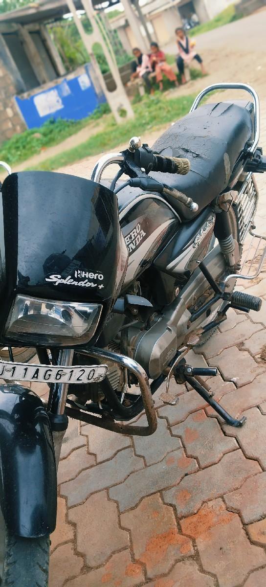 ટુ વ્હીલર વેચવાનું છે