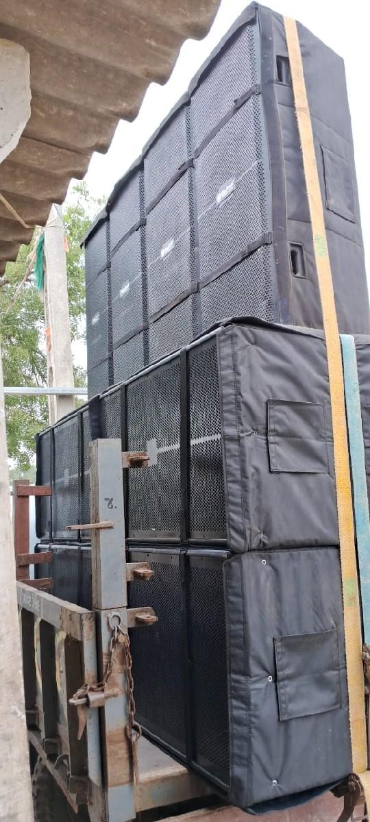 DJ