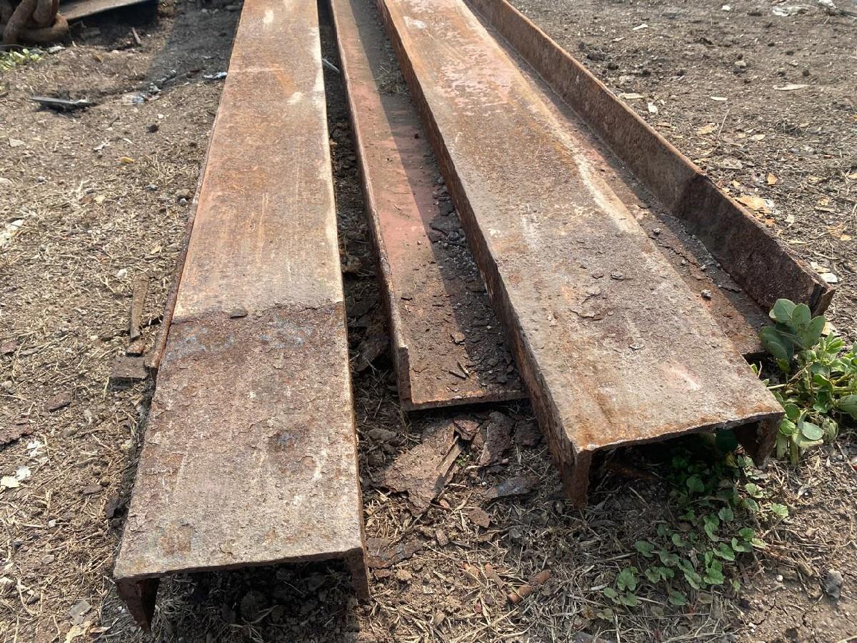 थंबनेल 2