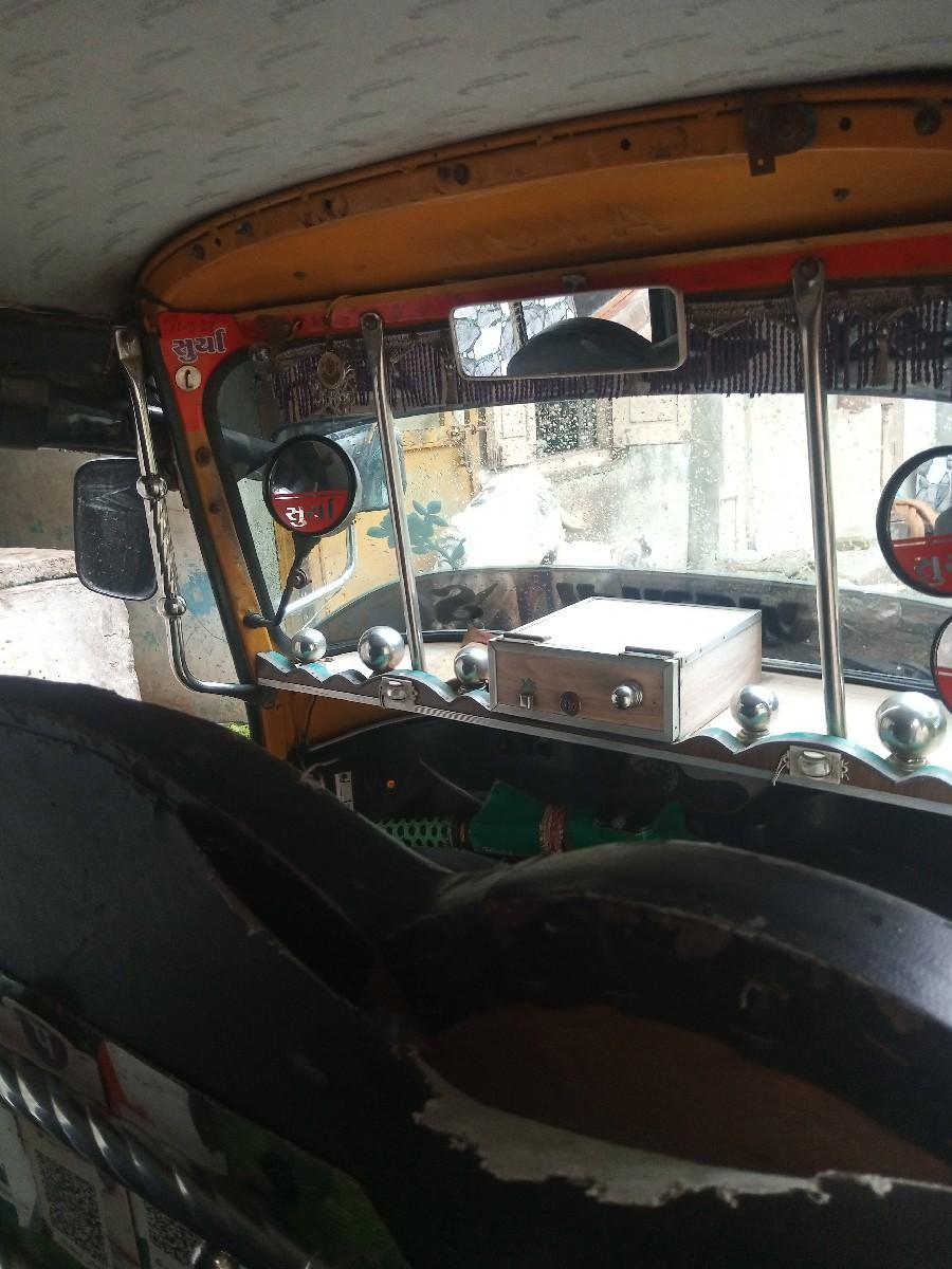 થંબનેલ 3