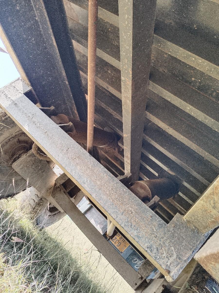 કાગળિયા કમ્પ્લિત