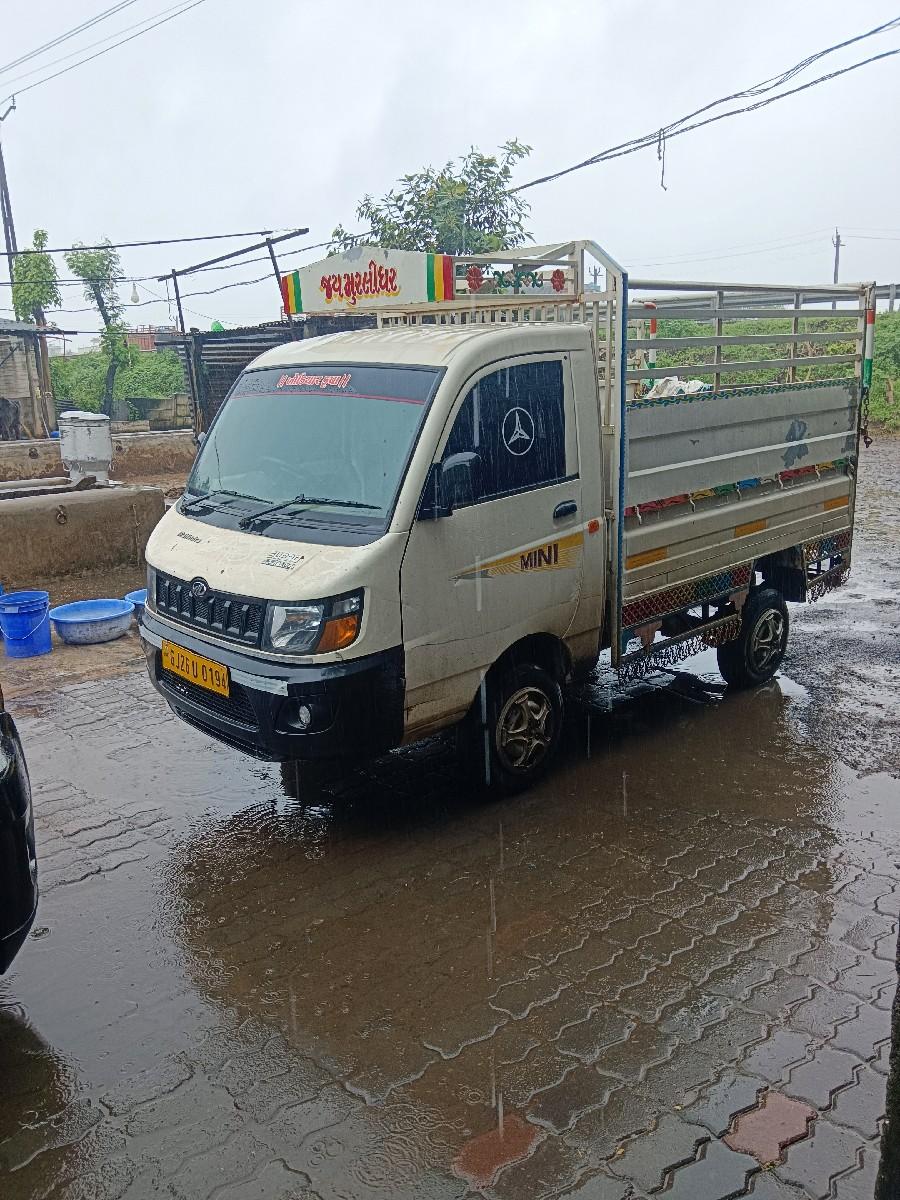 મહિન્દ્રા સુપરો