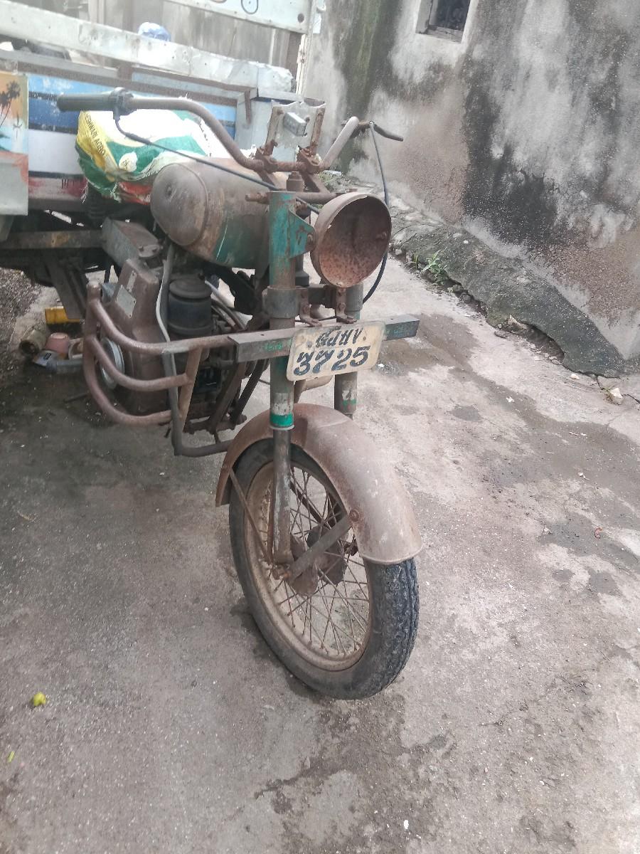 રીક્ષા વેચવાની છે