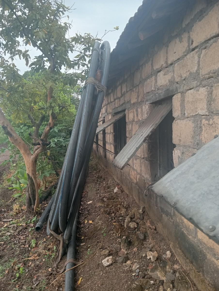 અઢી નો રસો વેચવાનો છે