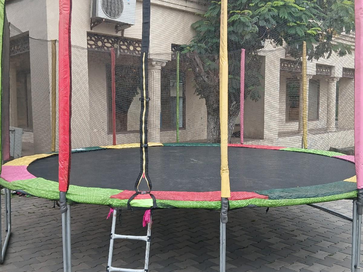 थंबनेल 2