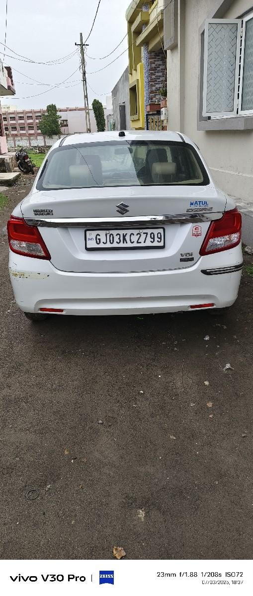 આ ગાડી વેચાઇ ની છે