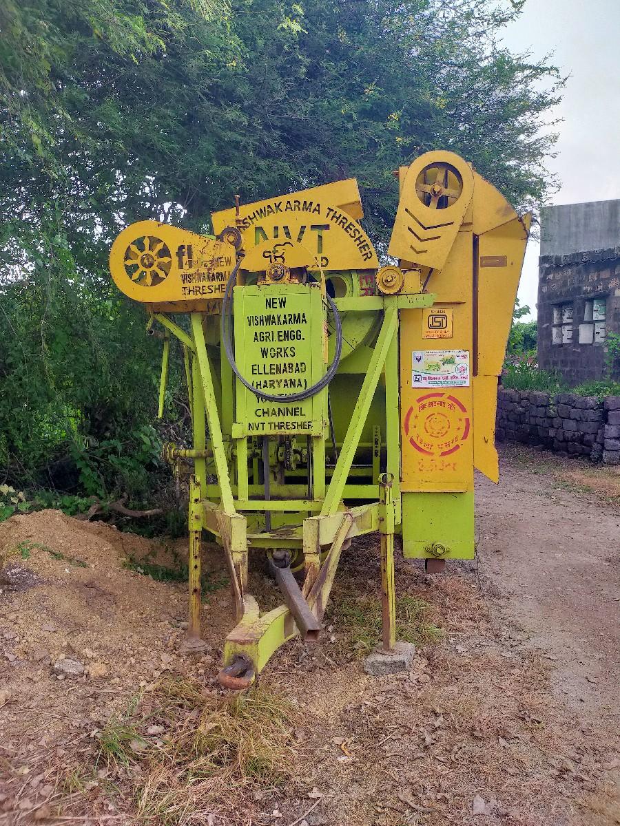 થ્રેશર વેચવાનું છે