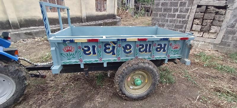 મીની ટ્રોલી