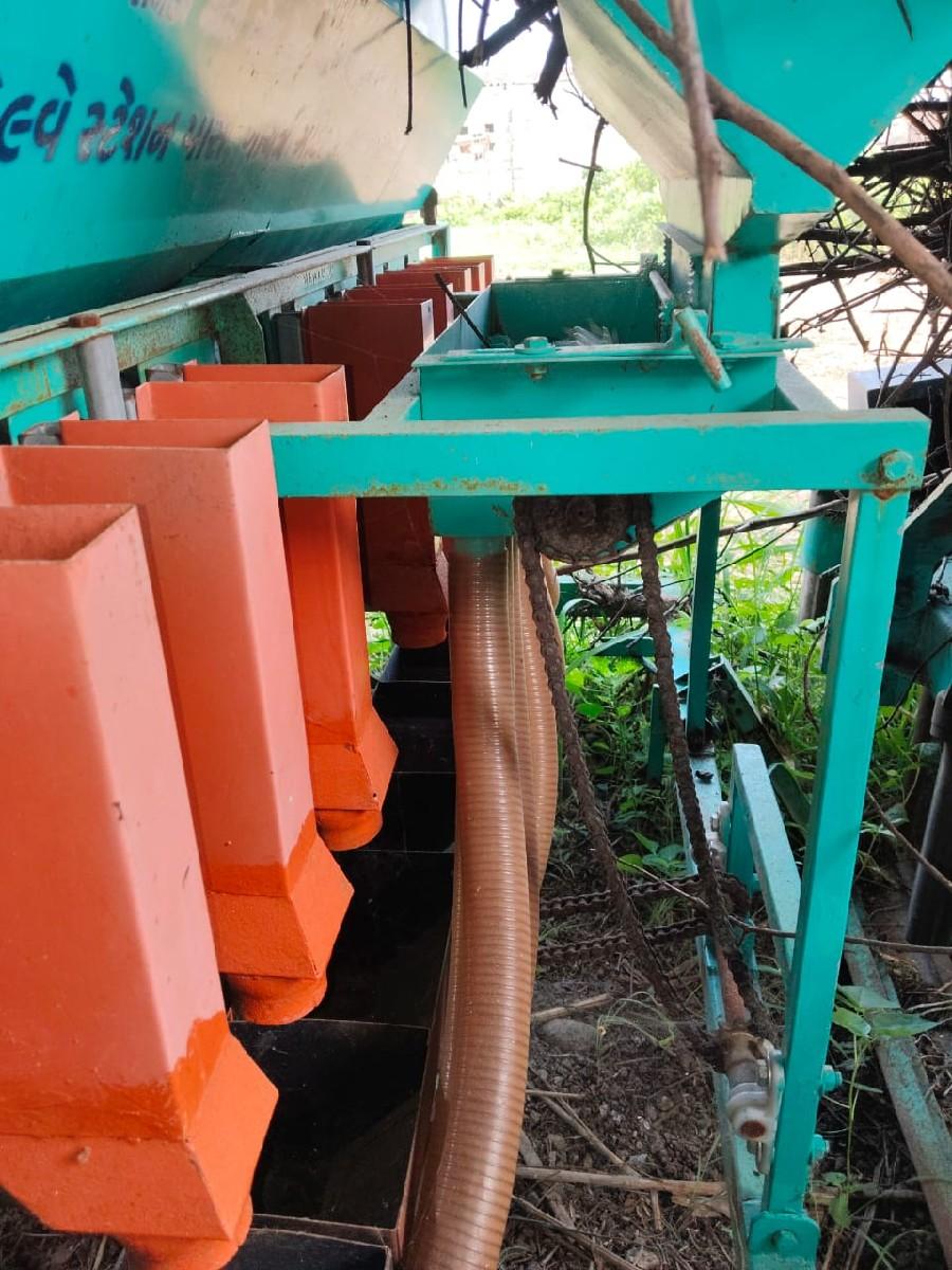 કળી લસણ વાવવાનો દતાળ