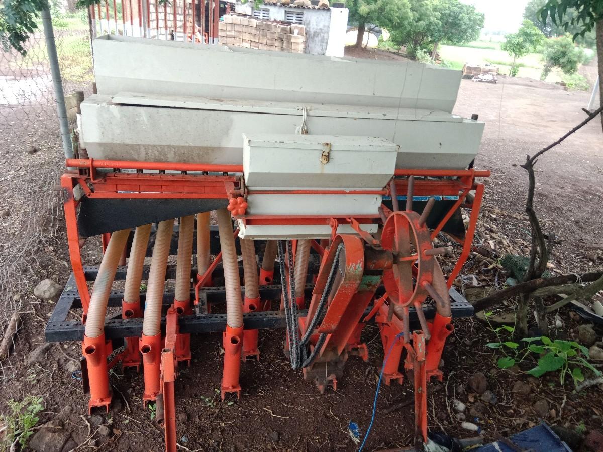 આ ડુંગળી વાવવાની ઓરણી વેચવાની છે